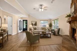 8319 Wind Veil Dr, Houston, TX 77040 - Photo 5
