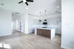 4025 Avenue M, Galveston, TX 77550 - Photo 17