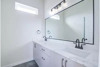 4025 Avenue M, Galveston, TX 77550 - Photo 35