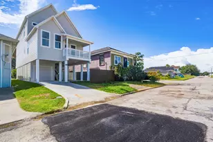 4025 Avenue M, Galveston, TX 77550 - Photo 3