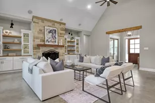 126 Fluorite Ct, Huntsville, TX 77340 - Photo 11