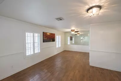 5718 Kuldell Drive, Houston, TX 77096 - Photo 5