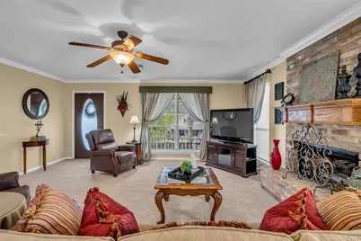 156 Thunderbird Drive, Conroe, TX 77304 - Photo 9