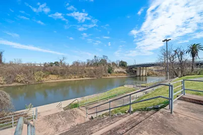 118 N Hutcheson Street, Houston, TX 77003 - Photo 29
