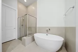 118 N Hutcheson St, Houston, TX 77003 - Photo 5