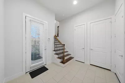 118 N Hutcheson Street, Houston, TX 77003 - Photo 9