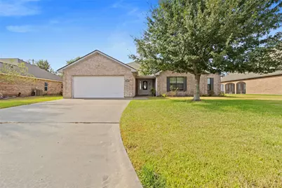 311 Sam Houston Drive, El Campo, TX 77437 - Photo 27