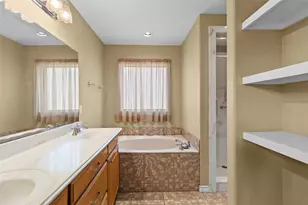 311 Sam Houston Dr, El Campo, TX 77437 - Photo 21