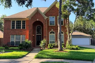 2201 Summer Reef Dr, League City, TX 77573 - Photo 1