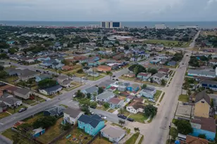 6317 Heards Ln, Galveston, TX 77551 - Photo 25