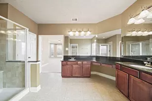 10015 Loch Courtney Ln, Houston, TX 77089 - Photo 21