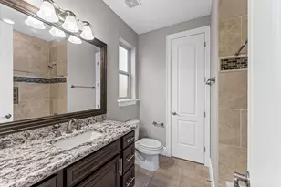 1306 Hawthorne St, Houston, TX 77006 - Photo 7