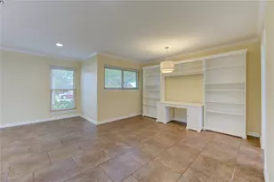 9223 Kapri Ln, Houston, TX 77025 - Photo 7