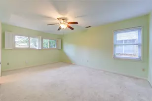 9223 Kapri Ln, Houston, TX 77025 - Photo 15