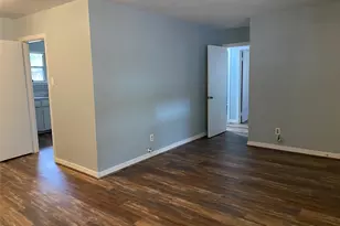 5110 W 43rd St, Houston, TX 77092 - Photo 3