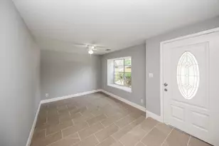 9407 Pipestone St, Houston, TX 77074 - Photo 3