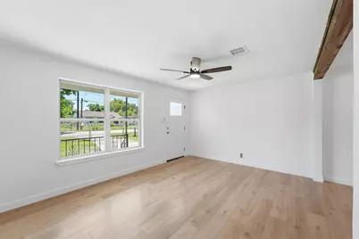 7429 W Knoll Street, Houston, TX 77028 - Photo 5