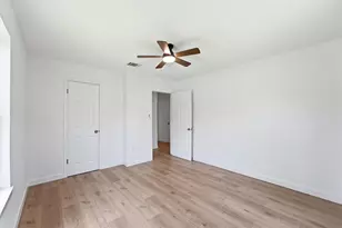7429 W Knoll St, Houston, TX 77028 - Photo 13