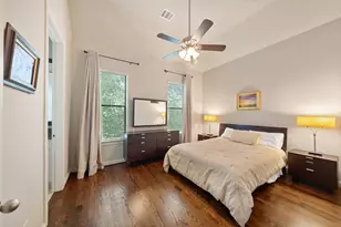 1629 Upland Lakes, Houston, TX 77043 - Photo 15