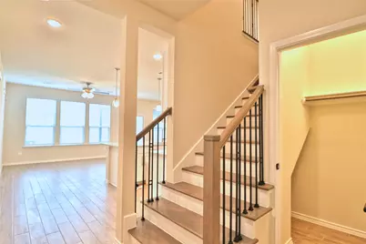 10413 Harmon Smith Dr, Houston, TX 77025 - Photo 7