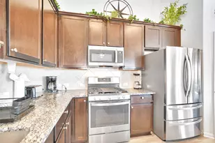 27 Montecito Ln, Manvel, TX 77578 - Photo 21