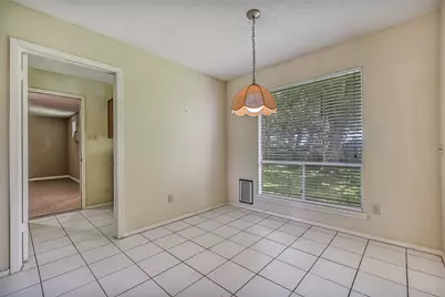 1109 W Castlewood Avenue, Friendswood, TX 77546 - Photo 13