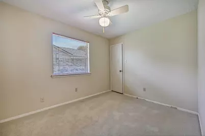 1109 W Castlewood Avenue, Friendswood, TX 77546 - Photo 21