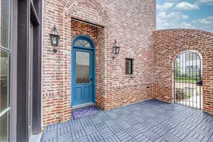 7546 Awty School Ln, Houston, TX 77055 - Photo 5