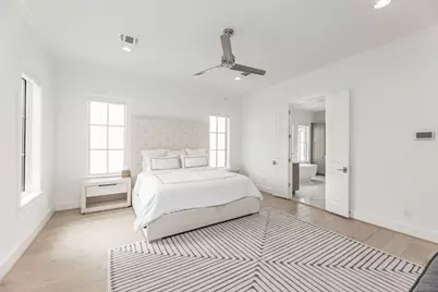 7546 Awty School Lane, Houston, TX 77055 - Photo 23