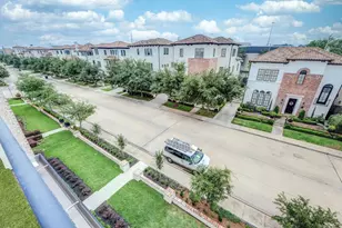 7546 Awty School Ln, Houston, TX 77055 - Photo 43