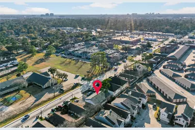 10010 Neuens Road, Houston, TX 77080 - Photo 13