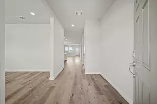 3622 Crawford St, Bay City, TX 77414 - Photo 3