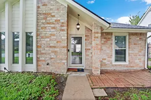 10103 Sagemill Dr, Houston, TX 77089 - Photo 5