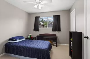 10103 Sagemill Dr, Houston, TX 77089 - Photo 21
