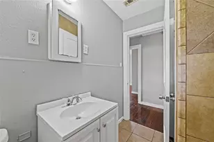 4125 Dockrell St, Dickinson, TX 77539 - Photo 11