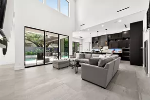 5501 Lincrest Ln, Houston, TX 77056 - Photo 9