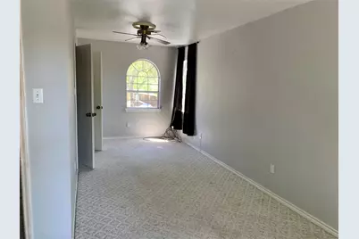 4722 Woodside Street, Houston, TX 77023 - Photo 13