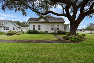 401 Fahrenthold St, El Campo, TX 77437 - Photo 49