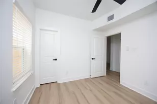 934 South Ln, Houston, TX 77088 - Photo 21