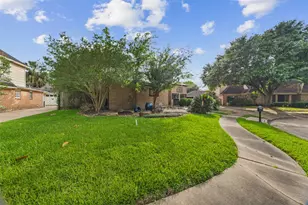 1616 Park Haven Dr, Houston, TX 77077 - Photo 13