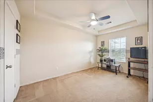 12811 Rio Lindo St, Rosharon, TX 77583 - Photo 9