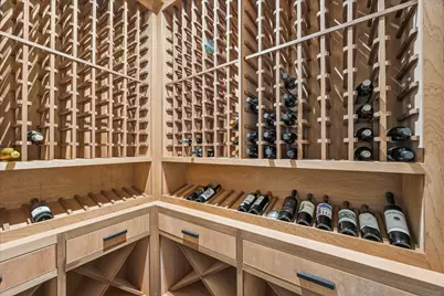 3609 Meadow Lake Lane, Houston, TX 77027 - Photo 15