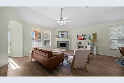 18710 Condrey Court, Tomball, TX 77377 - Photo 9