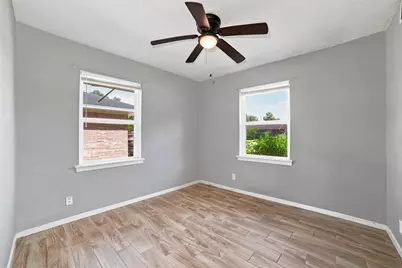 5719 Turtle Creek Road, Houston, TX 77017 - Photo 13