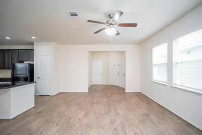 14215 Campo Vista Dr, Houston, TX 77083 - Photo 9