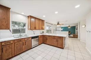 22941 Antiqua Estates Ct, Conroe, TX 77385 - Photo 11