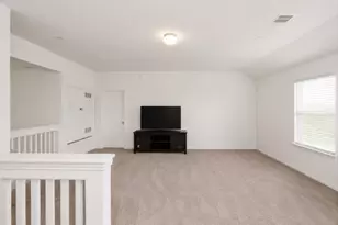 101 Long Meadow Ct, Clute, TX 77531 - Photo 19