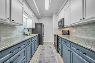 600 Wilcrest Dr, Houston, TX 77042 - Photo 19