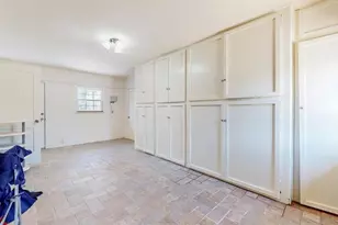 5710 Pickwick Ln, Beaumont, TX 77706 - Photo 25