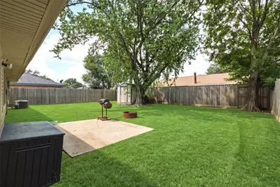 10015 Rustic Rock Road, La Porte, TX 77571 - Photo 15